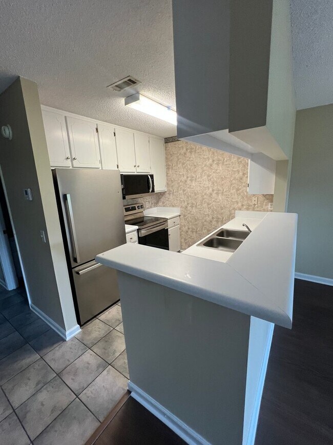 176 Woodmere Dr in Enterprise, AL - Building Photo - Building Photo