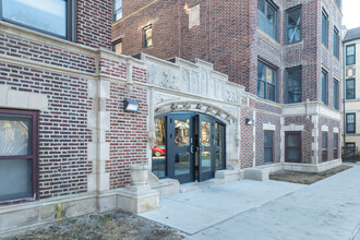 5401 S Ellis Ave in Chicago, IL - Building Photo - Building Photo