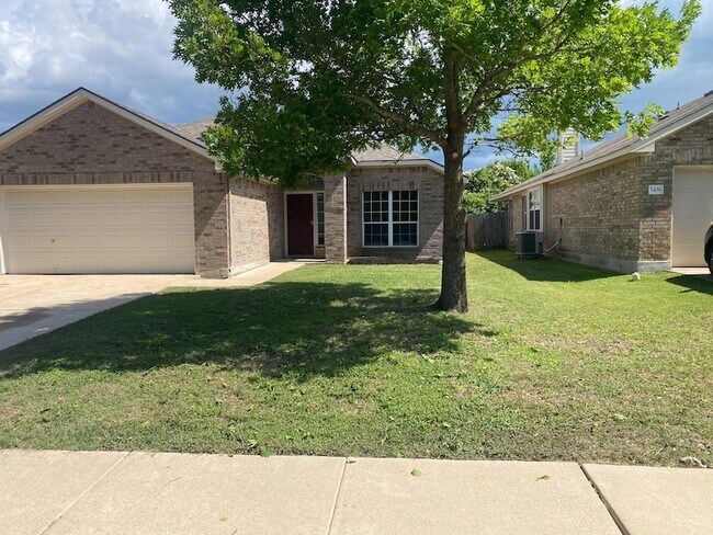 property at 3432 Winding Shore Ln