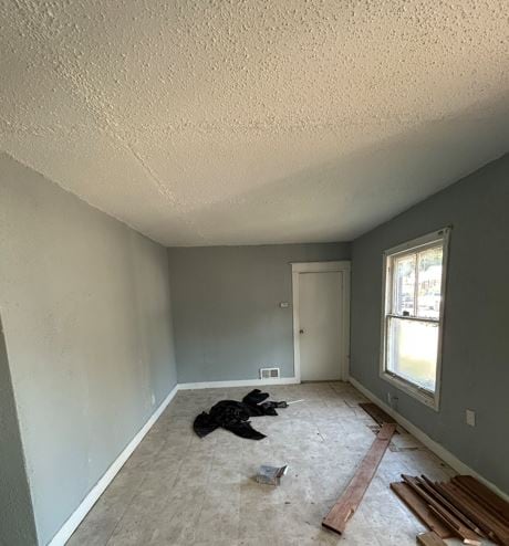 5241 Hodiamont Ave in Jennings, MO - Building Photo - Building Photo