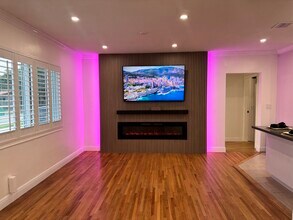 8366 SW 37th St in Miami, FL - Building Photo - Building Photo