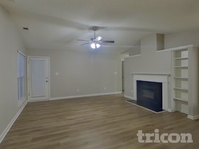 722 Foxborough Rd in Charlotte, NC - Building Photo - Building Photo