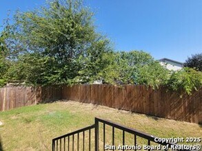 9911 Amber Ledge in San Antonio, TX - Building Photo - Building Photo