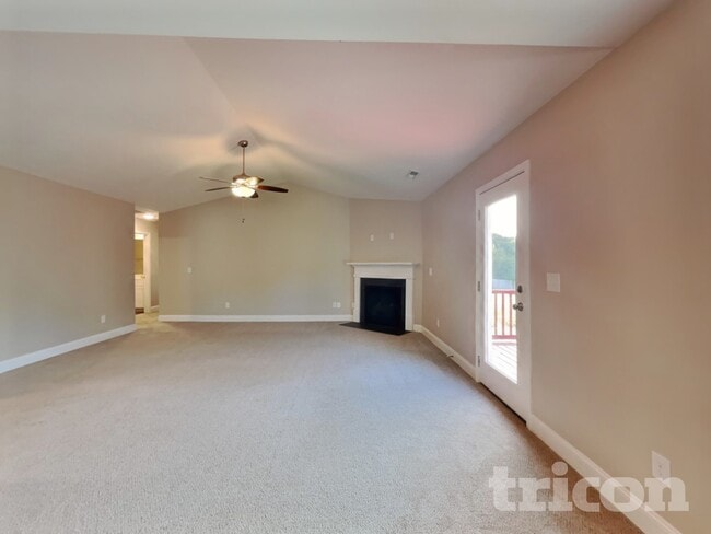 110 Hunter Fox Trail in Angier, NC - Building Photo - Building Photo