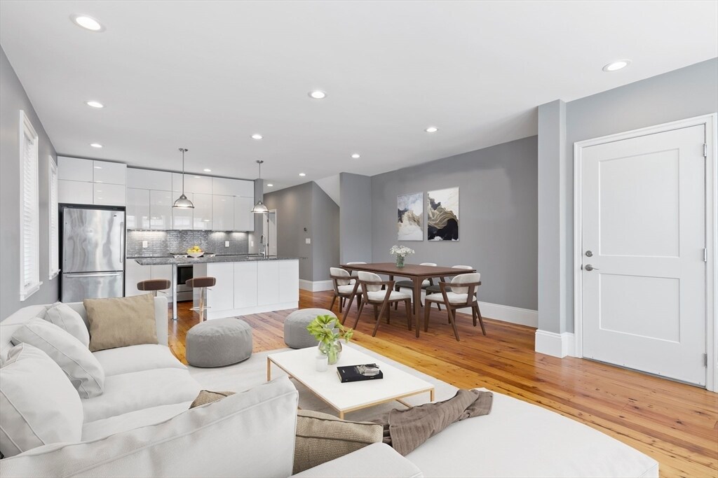 150-152 Huron Ave, Unit 1 in Cambridge, MA - Foto de edificio