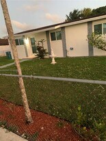 11710 SW 181st Ter in Miami, FL - Building Photo