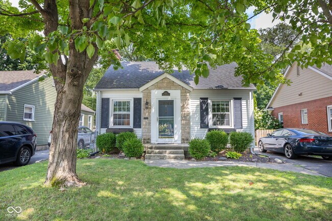 property at 6169 Norwaldo Ave