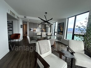 1471 St Paul St in Kelowna, BC - Building Photo - Building Photo