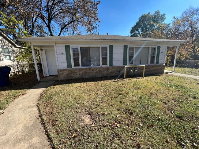 property at 1318-1320 N 34th St