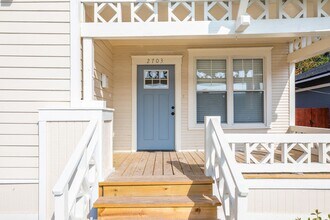 2703 College St in Jacksonville, FL - Building Photo - Building Photo