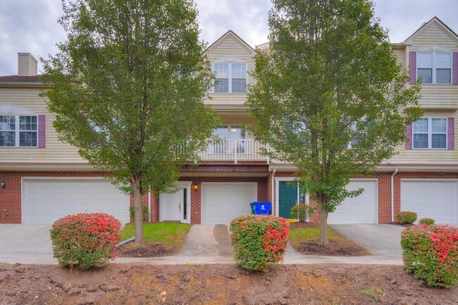 property at 790 Oak Tree Blvd NW