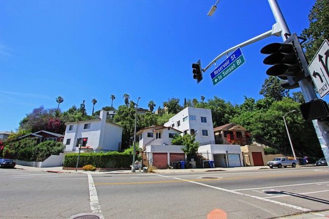 1305 Silver Lake Blvd in Los Angeles, CA - Building Photo - Building Photo