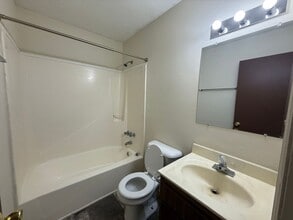 204 Appaloosa Dr in Jacksonville, NC - Building Photo - Building Photo