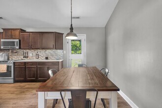 117 Woodbury Farm Dr in Jacksonville, NC - Building Photo - Building Photo