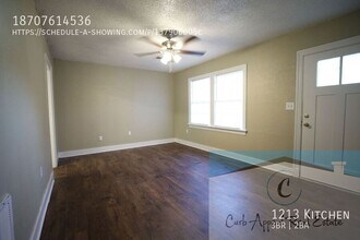 1213 Kitchen St in Jonesboro, AR - Building Photo - Building Photo