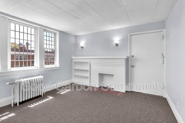 property at 8 E Depew Ave