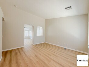 11322 W Buchanan St in Avondale, AZ - Building Photo - Building Photo