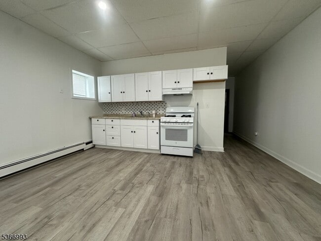property at 52 Stuyvesant Ave