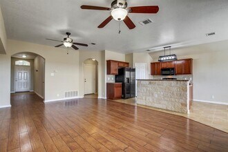 507 Teron Dr in San Marcos, TX - Building Photo - Building Photo