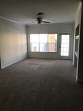 3751 Conroy Rd in Orlando, FL - Foto de edificio - Building Photo