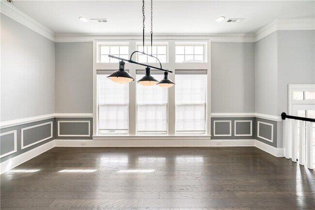 1124 Holly Ave in Atlanta, GA - Building Photo - Building Photo