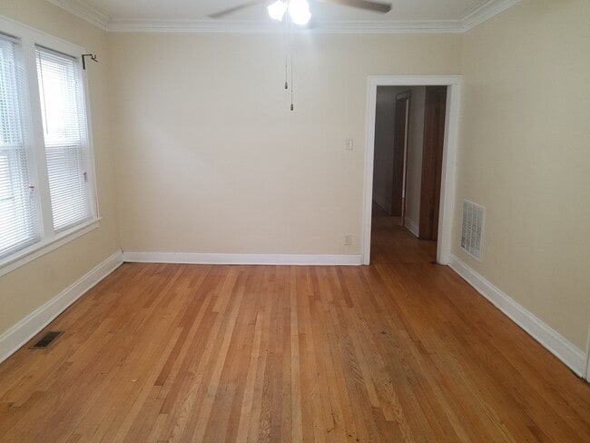 6136 S Richmond St in Chicago, IL - Building Photo - Building Photo