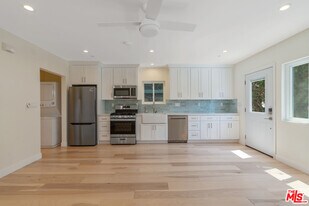 4632 Mioland Dr in Los Angeles, CA - Building Photo