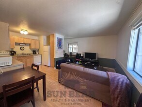 872 Tanager St in Incline Village, NV - Building Photo - Building Photo