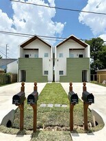 407 Clearwater St in Houston, TX - Building Photo