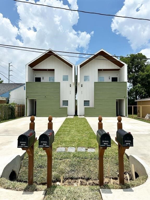 property at 407 Clearwater St