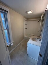 13 Clark St, Unit Lower in Canandaigua, NY - Building Photo - Building Photo