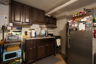 1683 Commonwealth Ave in Boston, MA - Building Photo - Building Photo