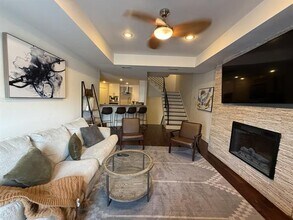 1323 St Joseph St in Dallas, TX - Building Photo - Building Photo