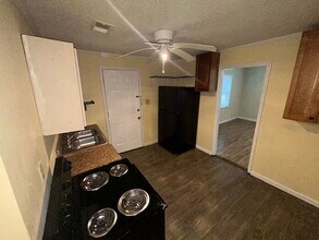 4501 Briggs St in Moss Point, MS - Building Photo - Building Photo