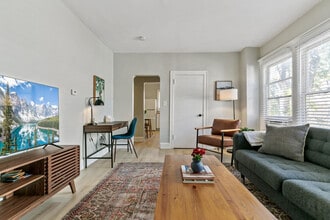 1073 N Downing St in Denver, CO - Foto de edificio - Building Photo