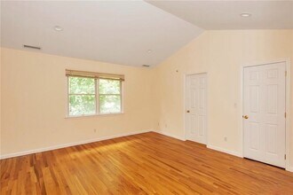 4800 Oakland Ave in Harrison, NY - Building Photo - Building Photo