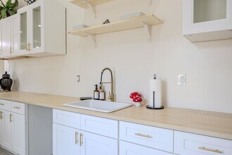 1061 Shaw Pl in Memphis, TN - Building Photo - Building Photo