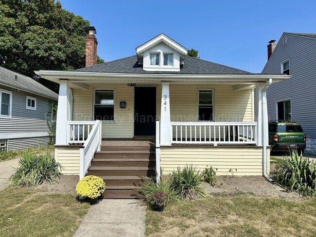 property at 341 E Woodland St