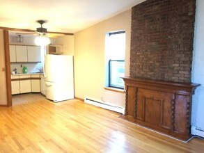 1093 Summit Ave in Jersey City, NJ - Building Photo - Building Photo