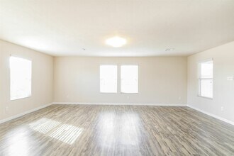 6126 Dawn Misty Ln in Houston, TX - Building Photo - Building Photo