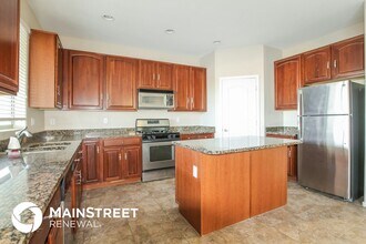 16731 N 172nd Ave in Surprise, AZ - Building Photo - Building Photo
