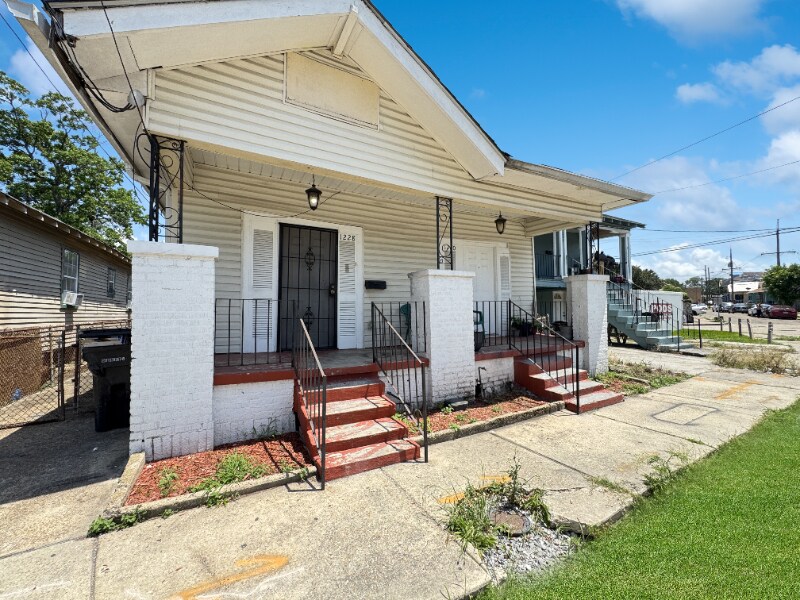 1228 S Genois St in New Orleans, LA - Foto de edificio