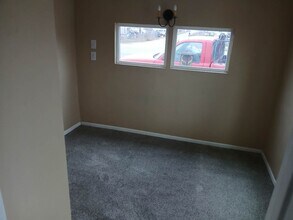 2 A St in Dixon, MT - Foto de edificio - Building Photo