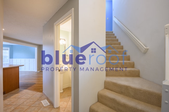 11025 SE Flavel St in Portland, OR - Building Photo - Building Photo