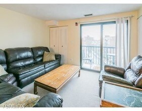 1600 Massachusetts Ave-Unit -Apt 602 in Cambridge, MA - Foto de edificio - Building Photo