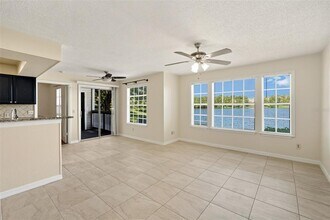 1039 S Hiawassee Rd in Orlando, FL - Building Photo - Building Photo