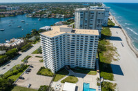 Sabal Shores in Boca Raton, FL - Foto de edificio - Building Photo