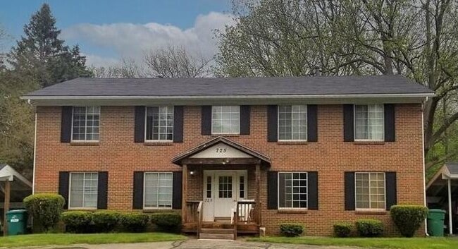 property at 725 Clark St