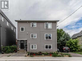 276 Carruthers Ave in Ottawa, ON - Building Photo