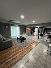 311 McFadden Dr, Unit #5 in Brownsville, TX - Building Photo - Building Photo